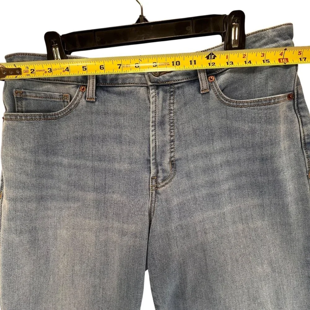 Old Navy High Rise OG Straight Jeans Size 12 Light Wash Denim Stretch Womens - Picture 8 of 12